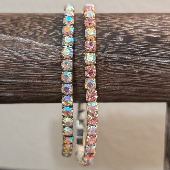 Lot of Two Vintage AB Crystal Stretch Silver Tone Bracelets - Picture 1 of 4